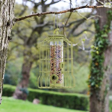 Squirrel Proof Feeders : Smart Garden Products