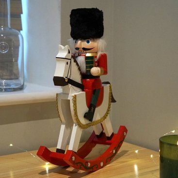 Cavalry Cracker! - Traditional