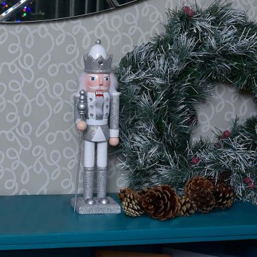Nutcracker Large - Silver & White