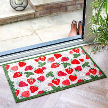 Strawberries Ritzy Rug 45x75cm