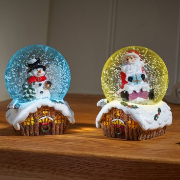 6cm Christmas Cabin SnowSphere, Mixed Case