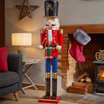 Nutcracker Giga - Traditional