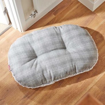 Grey Plaid M Oval Cushion