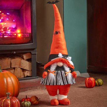 Mrs Halloween - Standing