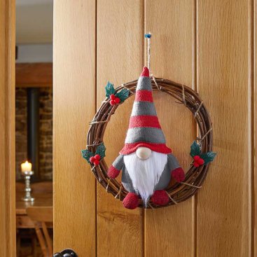 Mr Yule Wreath